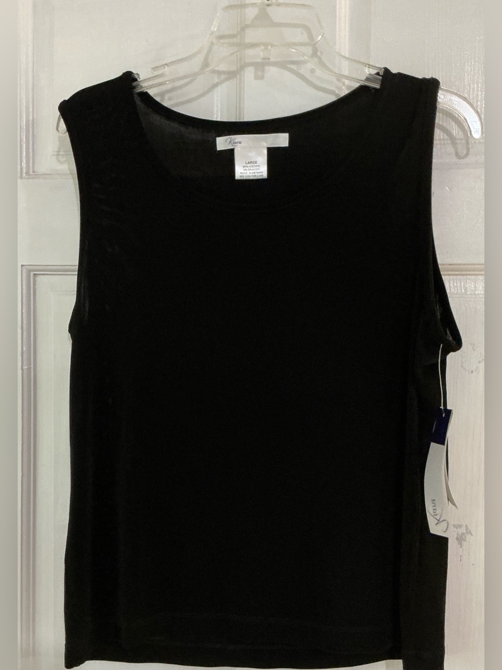 NEW KIARA SLEEVELESS TOP - L
